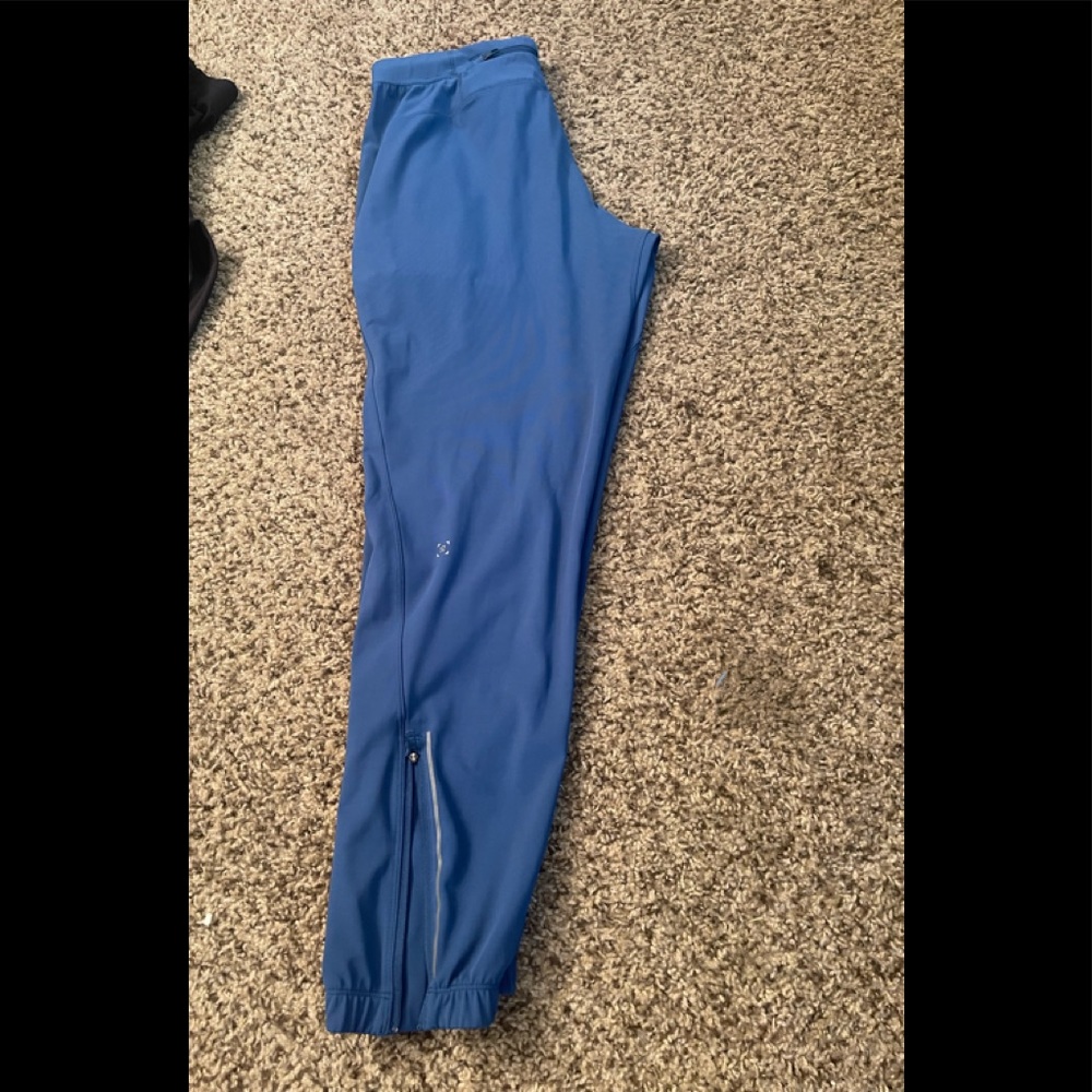 Lululemon Medium Surge 29’ Joggers